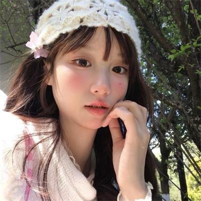 红色八爪女 海报